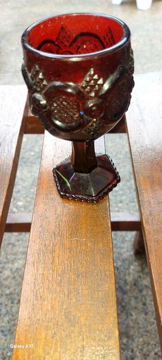 Ruby red cape cod goblet, collectors item,,sold as is ,see pictures for condition,,buyer collects or pays postage thank you.