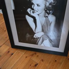Vintage framed pictures
