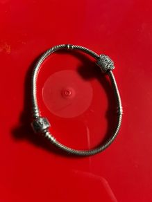 Pandora Moments Barrel Clasp Snake Chain Bracelet with silver Sparkling Paw Print Charm
