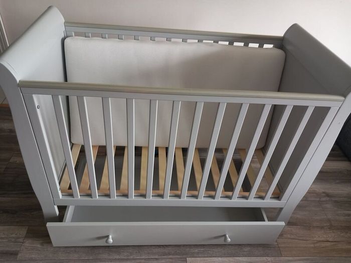 Mamas and Papas Cot, Changing Unit and Mattress