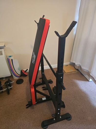 HOMCOM Multi-Function Weight Bench with Rack (Great Condition)