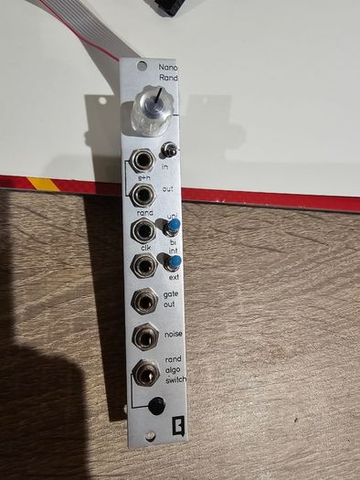 Qu-Bit Electronics Nano Rand