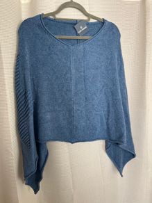 Kurt Beines Cape / Poncho