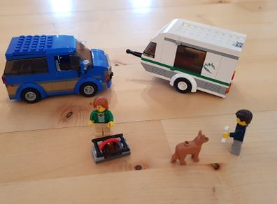 Lego City Caravan and Jeep 60117