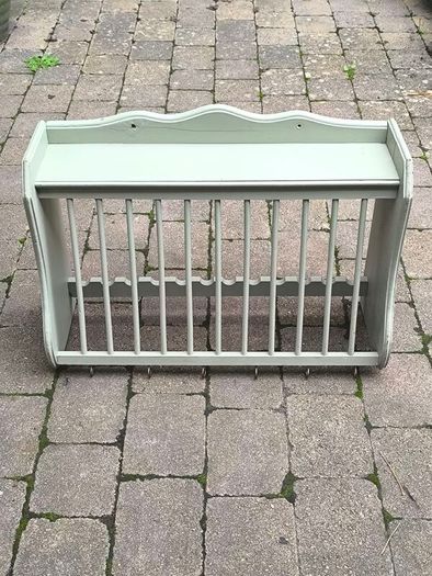 Beautiful Sage Green Wall-Mounted Plate Rack & Shelf