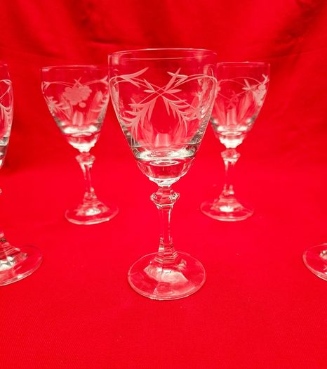 Vintage Duiske Handcut Crystal sherry/liquor stemmed glasses