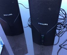 Phillips set of SPA 2200 Multimedia speakers