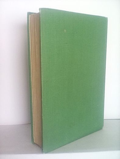 The Forsaken Garden: An Anthology of Poetry 1824-1909 Edited by John Heath-Stubbs and David Wright (HQ339)
