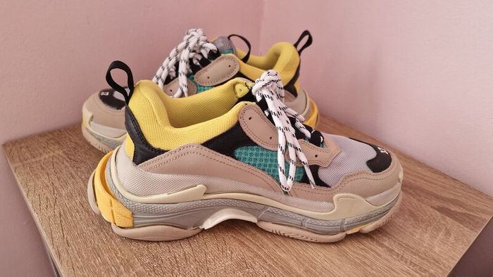 Balenciaga Triple s trainers