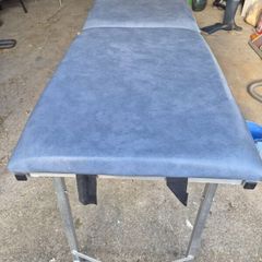 Massage bed