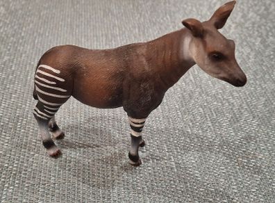 Schleich 14361 Okapi Forest Giraffe Wild Life Zoo Animals Collectible Figure