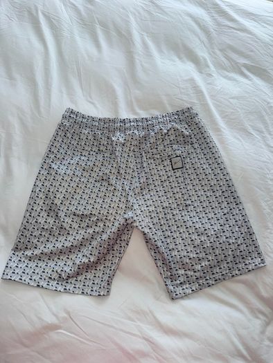 PTEVU Men's Patterned Drawstring Shorts - Size medium