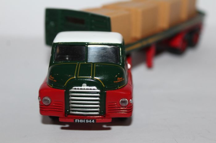 Corgi Eddie Stobart - Bedford S Type - Truck & Trailer