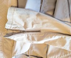 Ladies jacket. Zip fastening and zips on sleeves.