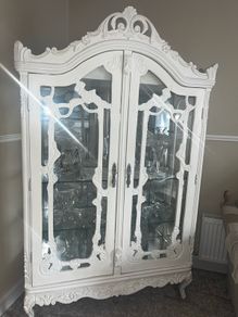 French cabinet