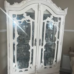 French cabinet