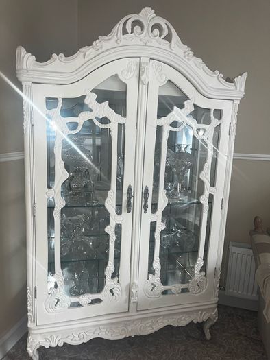French cabinet