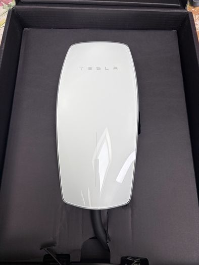 Tesla Wall Connector / Charger Gen 3 NEW