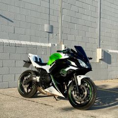 Kawasaki Ninja 650 ABS Akrapovic