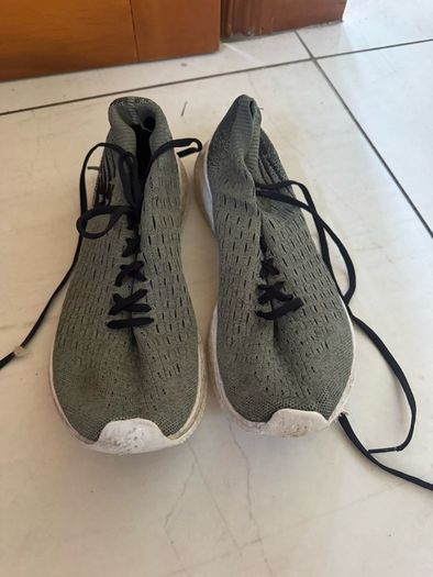 Men new balance shoes