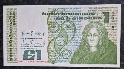 1982 bank of ireland Queen meabh one pound UNCIRCULATED