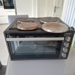 Mini oven and hob