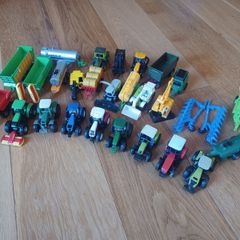 Siku Tractors and other accessories 1:87