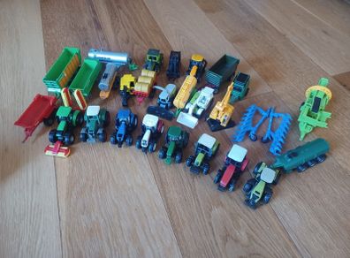 Siku Tractors and other accessories 1:87