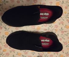 women work skechers
