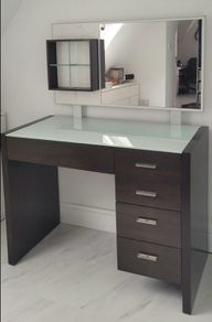 dressing table with chair