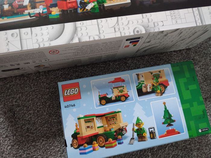 LEGO Christmas/ Winter Village Bundle
