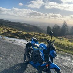 Suzuki gsxs 125