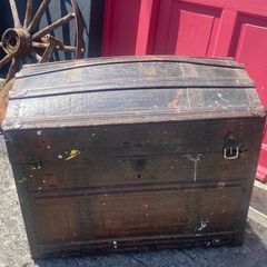 antique steam trunk
