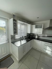 fitted kitchen