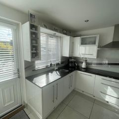 fitted kitchen