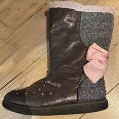 Sketchers girl boots