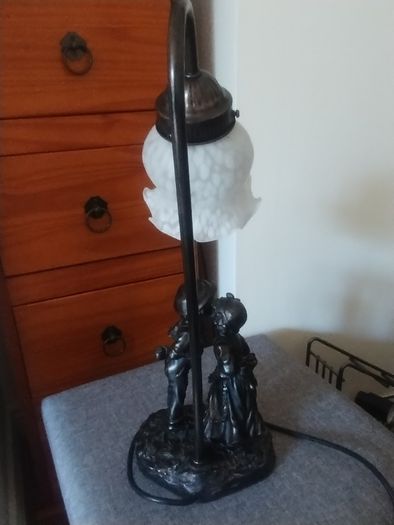 Bronze style table lamp