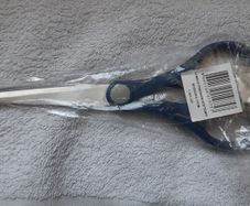 Lyreco Premium Softgrip Scissors 17cm 1.493.327