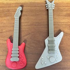 Doll's Guitars