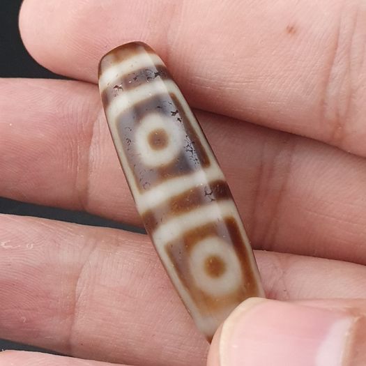 Antique Himalayan 4 Eyes Tibetan Agate Dzi Bead Amulet