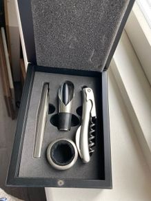 Wine bottle opener gift set