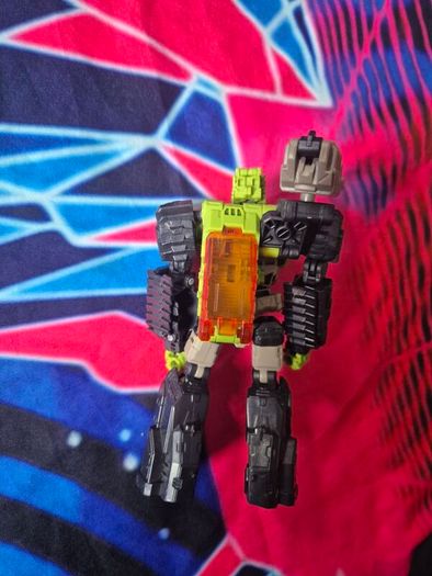 Transformers Titans Return Furos & Hardhead Deluxe Class 2015