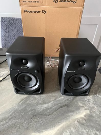 Pioneer DM-40D Active Monitor Speakers