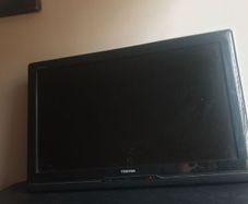 32 inch toshiba tv