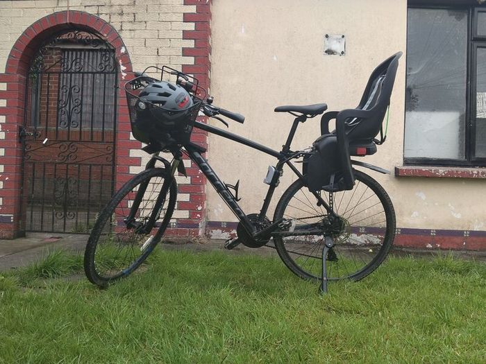 Men's Bike Carrera Crossfire 2 & kids seat & lock