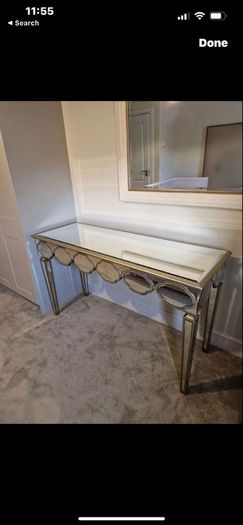 Camden Isle Yasmina Console