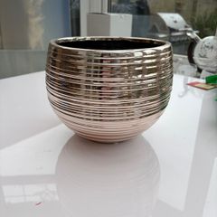 Modern Metallic Ribbed Plant Pot Rose Gold Finish