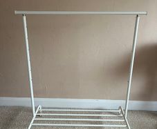 Clothes rail