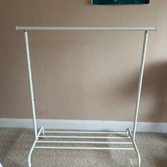 Clothes rail