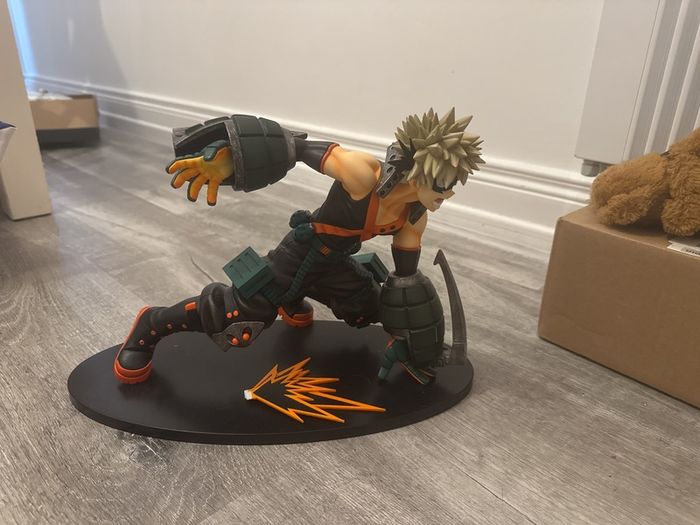 Bakugo 1/4 scale figure